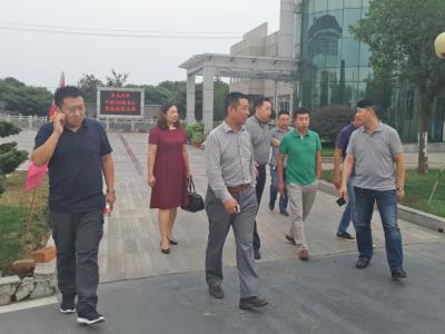 信赖促合作：海信地产全面考察JN体育工业园