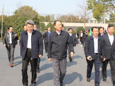 江苏副省长马秋林赴JN体育工业园考察调研