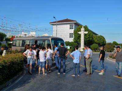 火花四射，未来的生活一定充满了JN体育！